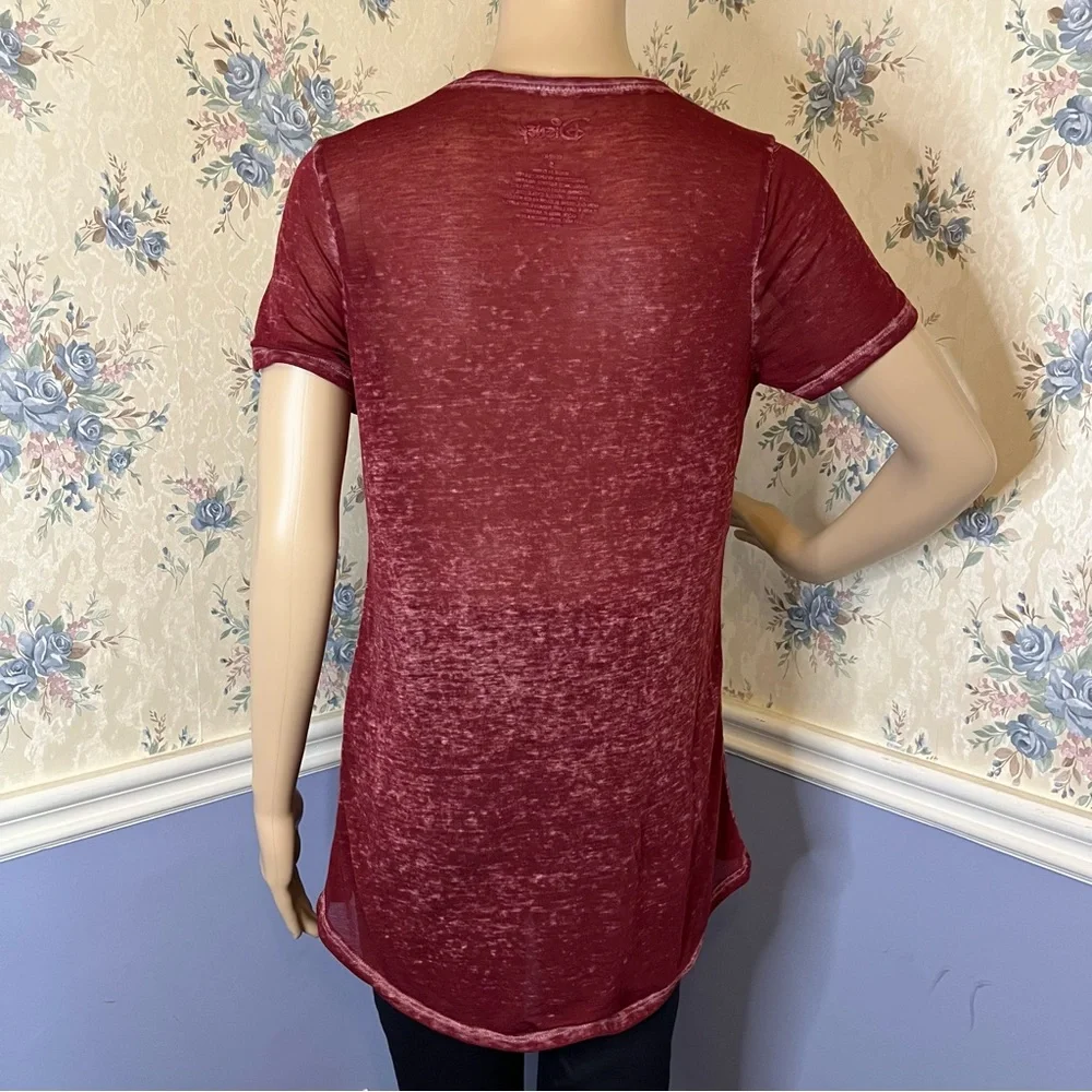 Disney the Lion King hakuna Matata Maroon T-shirt, Size S - Picture 4 of 8